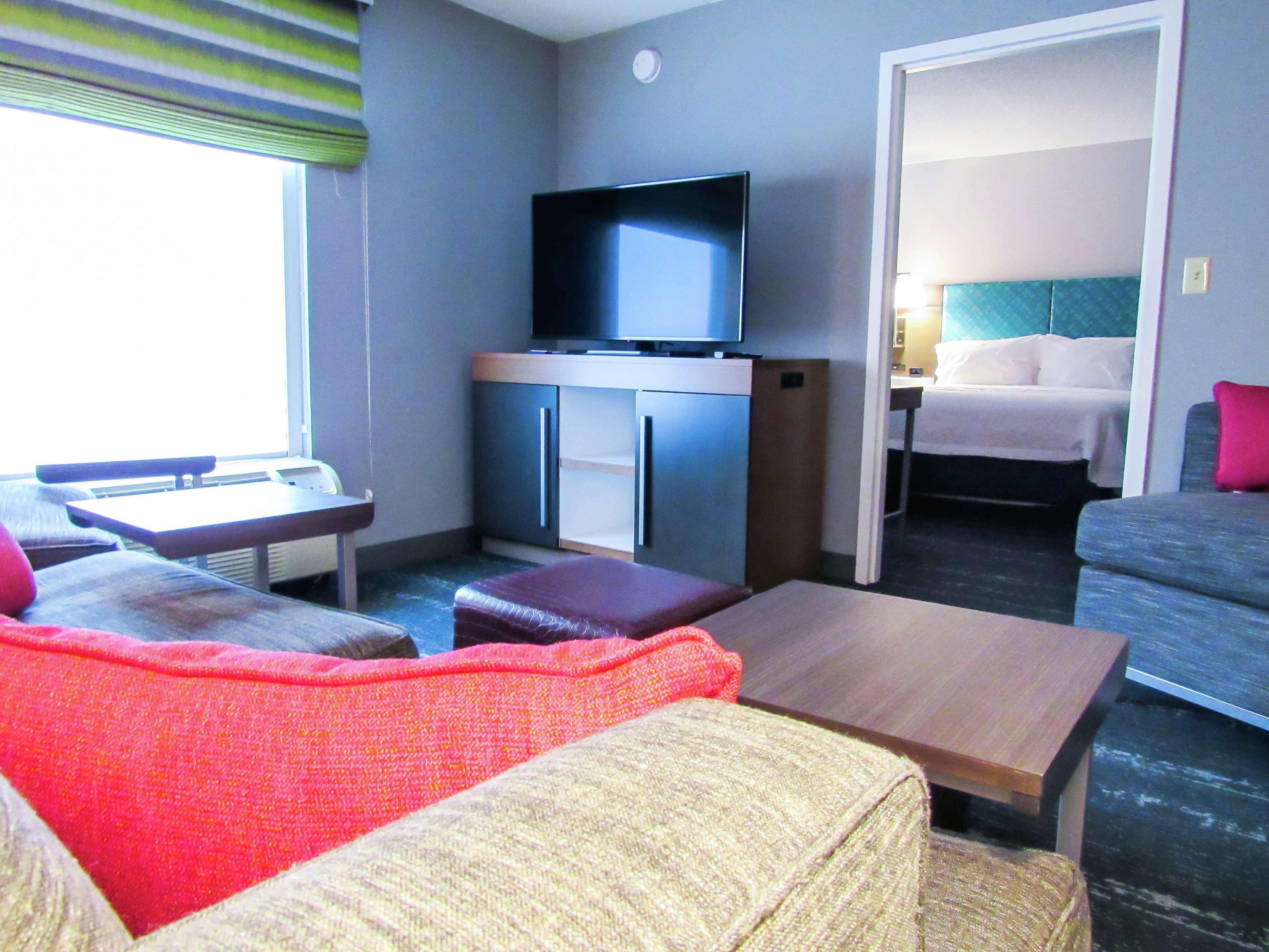 Hampton Inn & Suites Newtown Yardley Εξωτερικό φωτογραφία