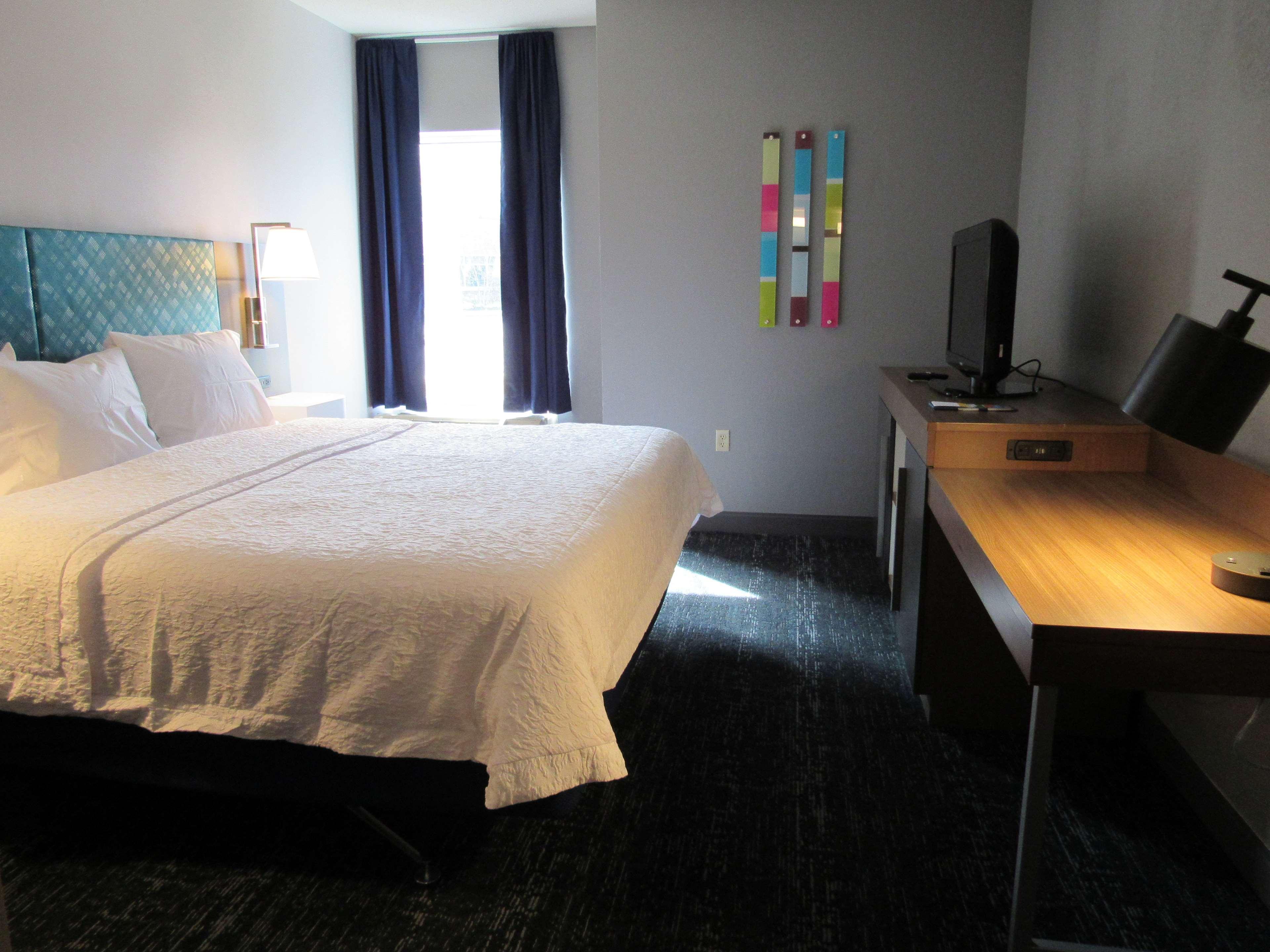 Hampton Inn & Suites Newtown Yardley Εξωτερικό φωτογραφία