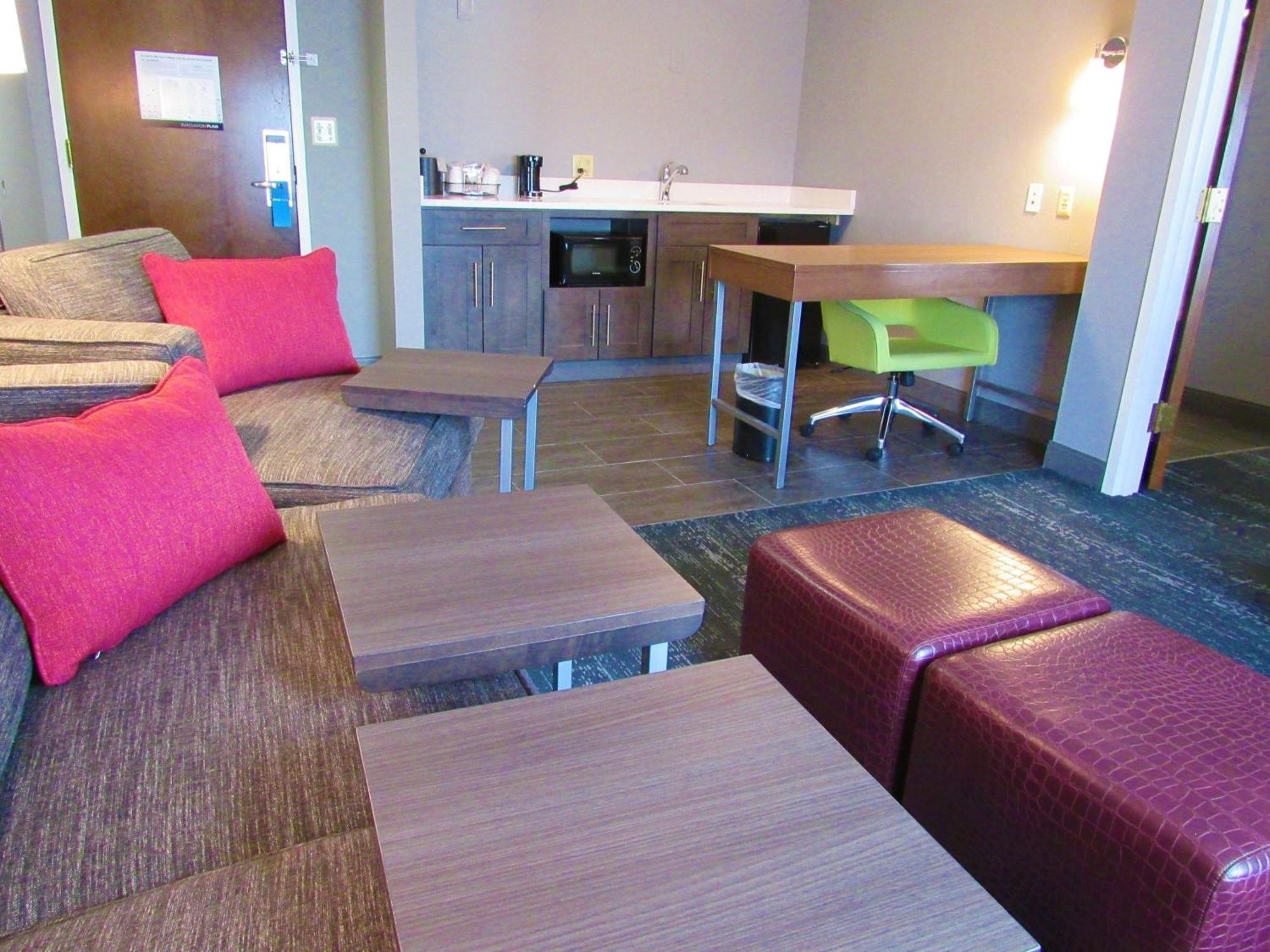 Hampton Inn & Suites Newtown Yardley Εξωτερικό φωτογραφία