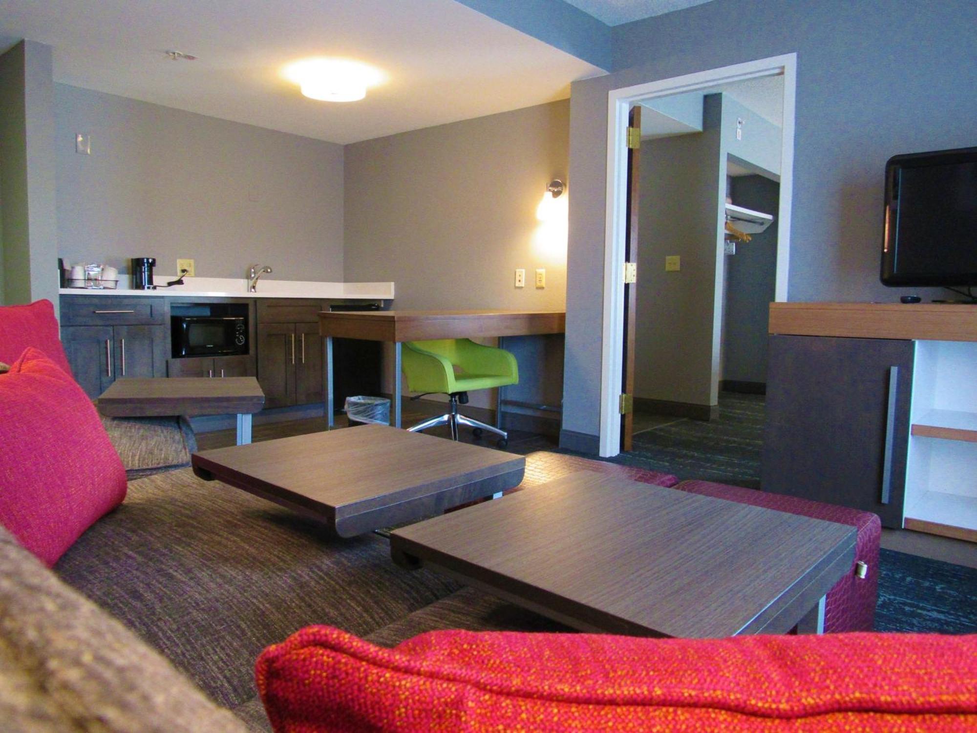 Hampton Inn & Suites Newtown Yardley Εξωτερικό φωτογραφία