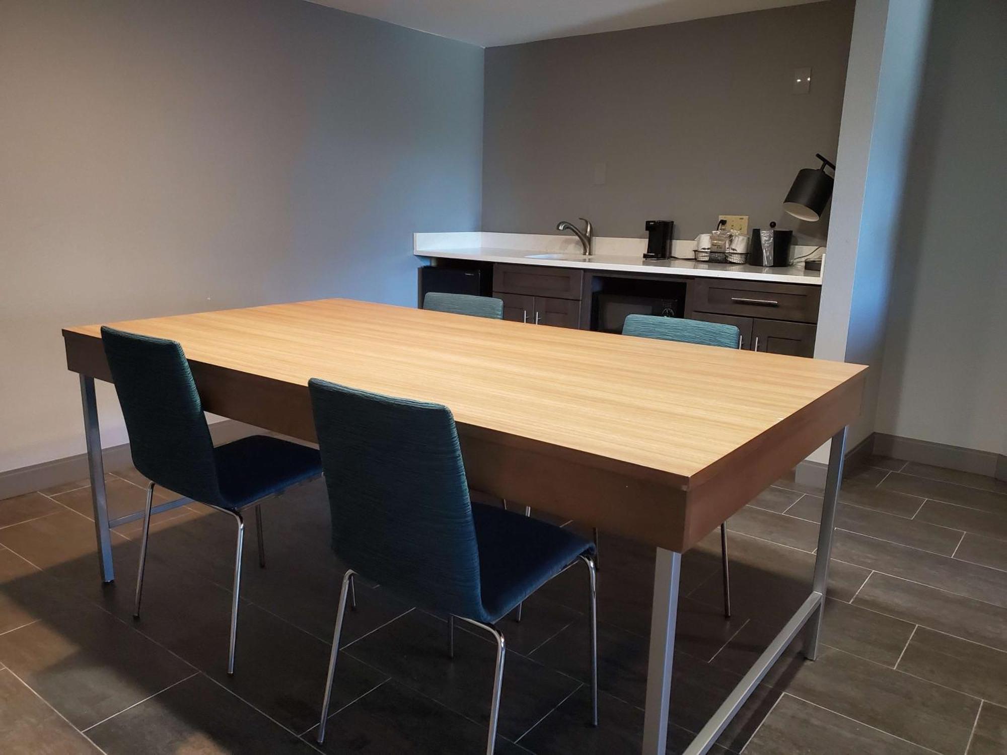 Hampton Inn & Suites Newtown Yardley Εξωτερικό φωτογραφία