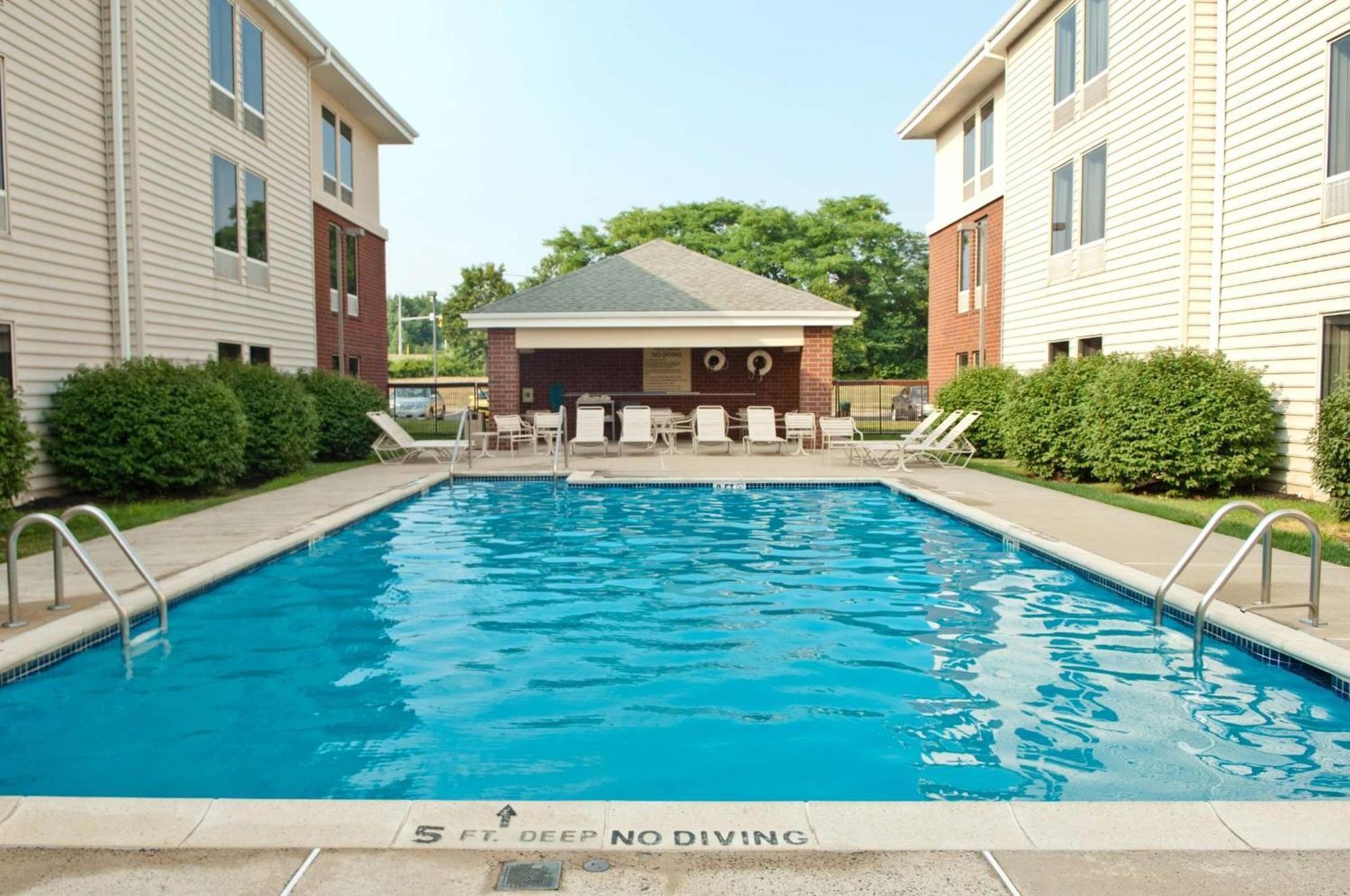 Hampton Inn & Suites Newtown Yardley Εξωτερικό φωτογραφία