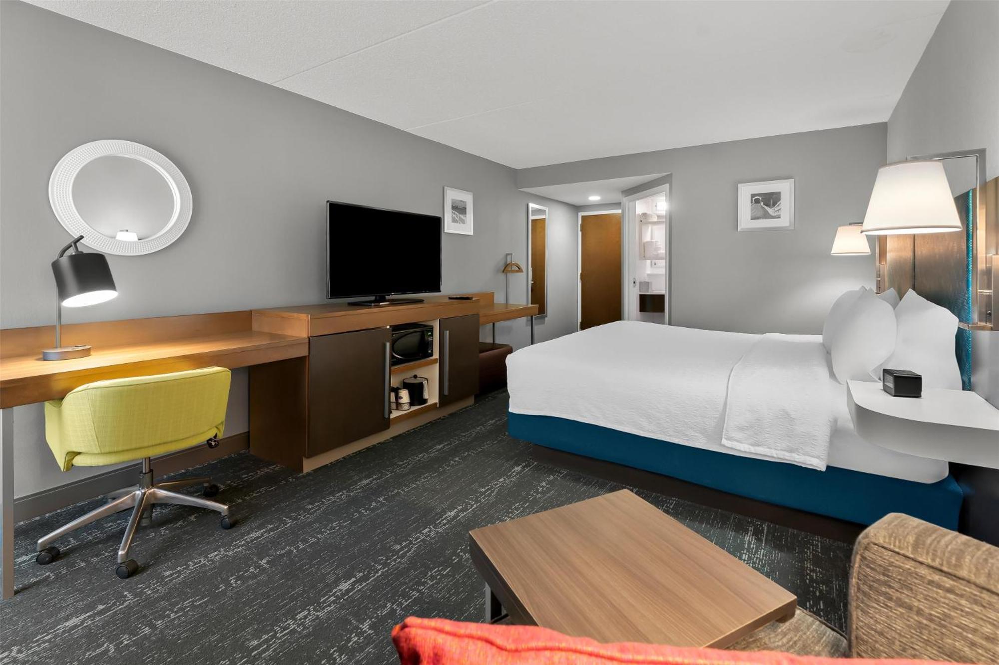 Hampton Inn & Suites Newtown Yardley Εξωτερικό φωτογραφία