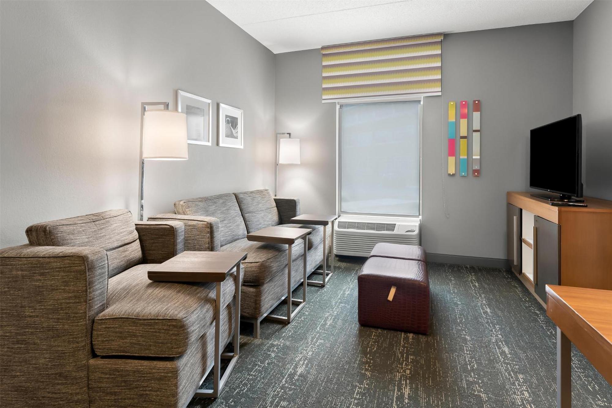 Hampton Inn & Suites Newtown Yardley Εξωτερικό φωτογραφία