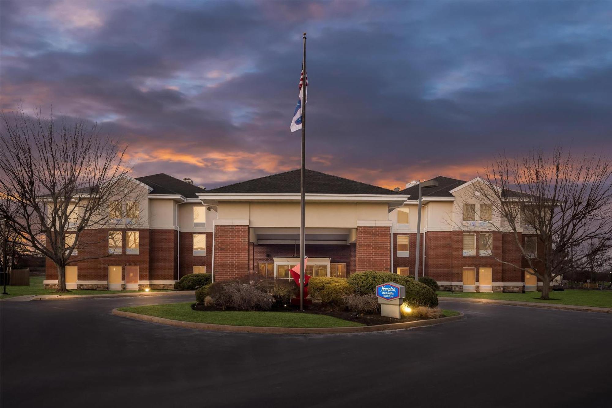 Hampton Inn & Suites Newtown Yardley Εξωτερικό φωτογραφία